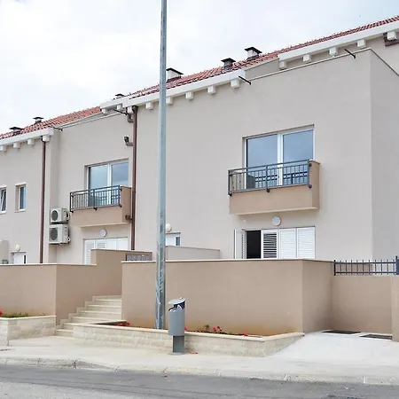 アパート Colors Of